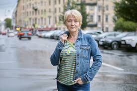 Diane R.